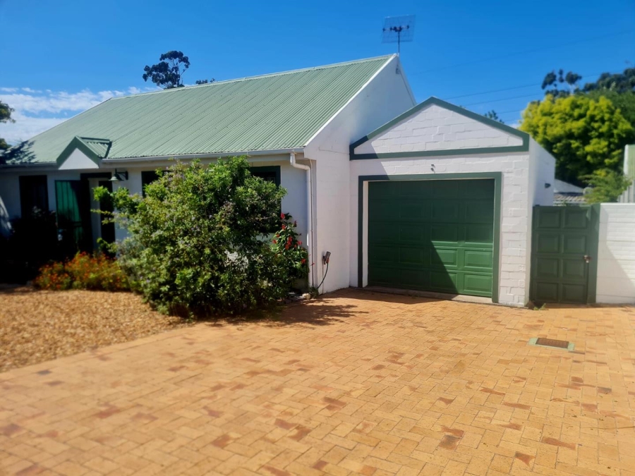 2 Bedroom Property for Sale in Bellair Western Cape